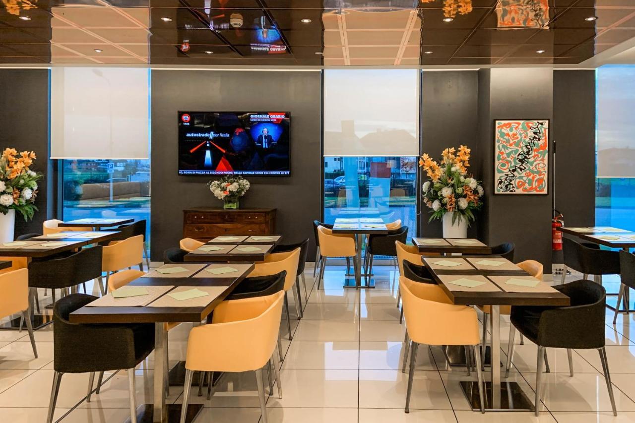 Ibis Styles Milano Melegnano Hotel Carpiano Exterior photo