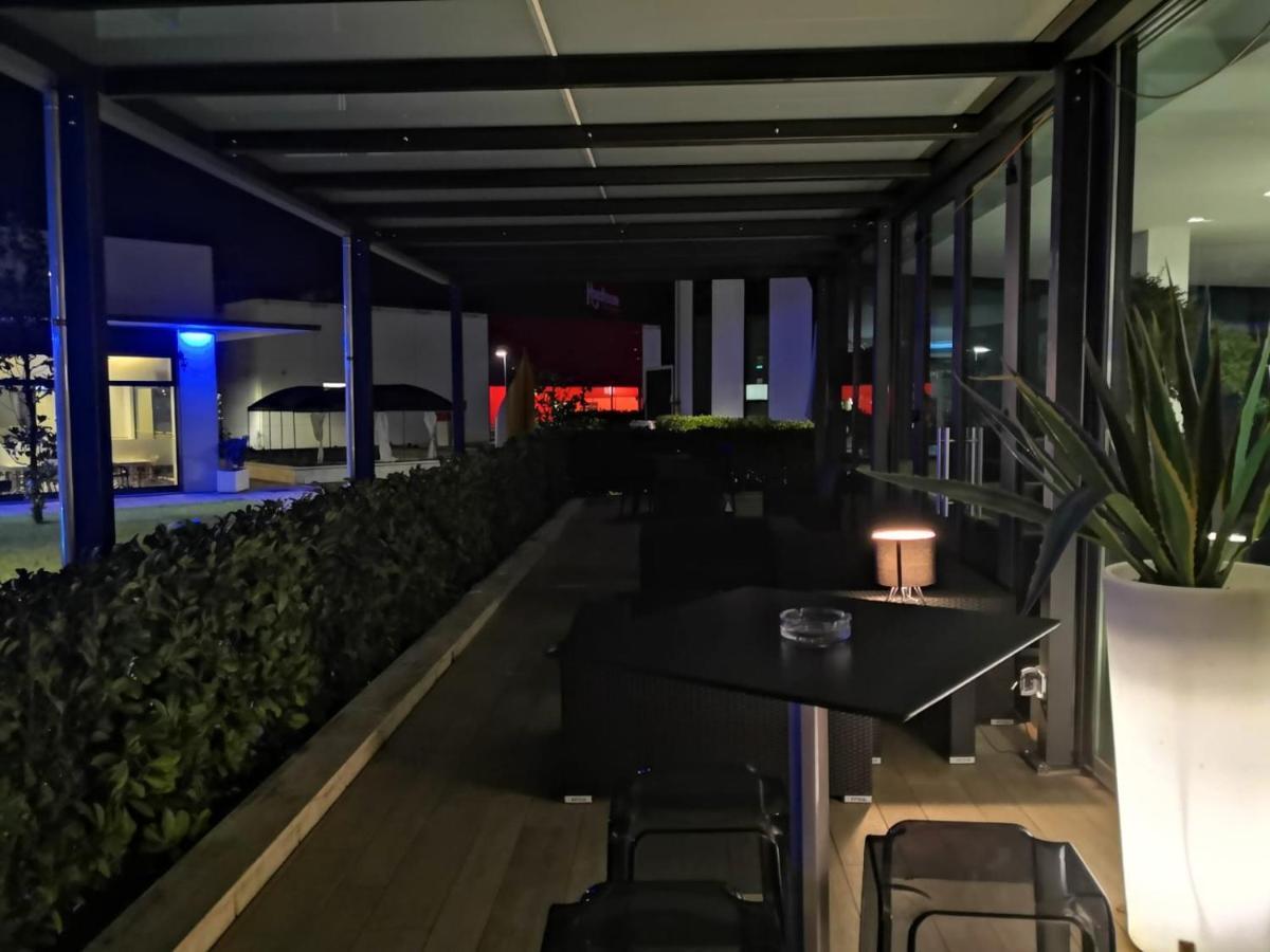 Ibis Styles Milano Melegnano Hotel Carpiano Exterior photo